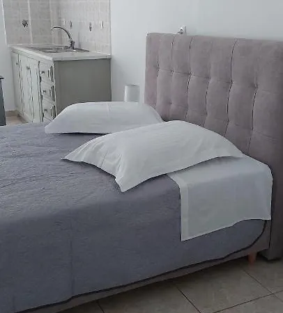 게스트하우스 Tania R 3*