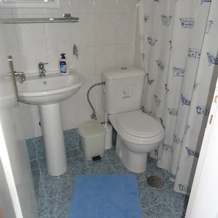 Tania R 게스트하우스 피로스테파니