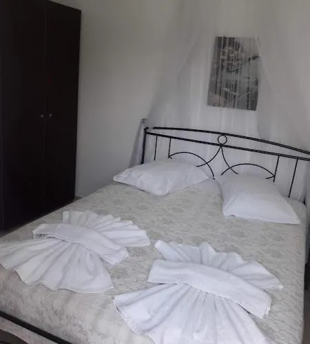 Villa Tania R Фиростефани