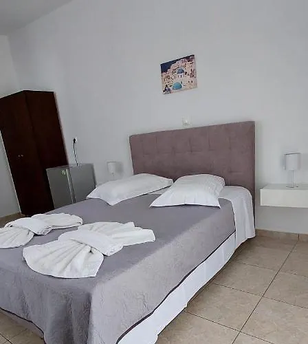 Villa Tania R Гостевой дом Фиростефани