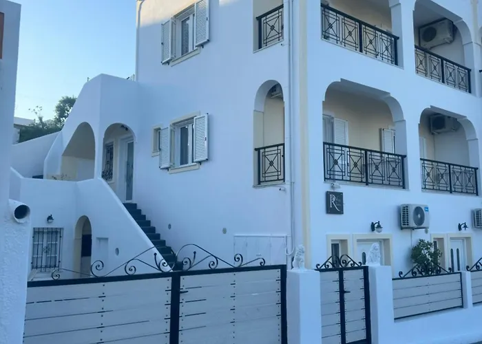 Villa Tania R Гостевой дом 3*