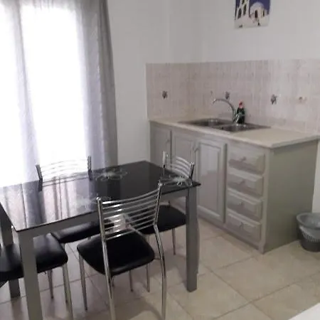 Tania R ゲストハウス