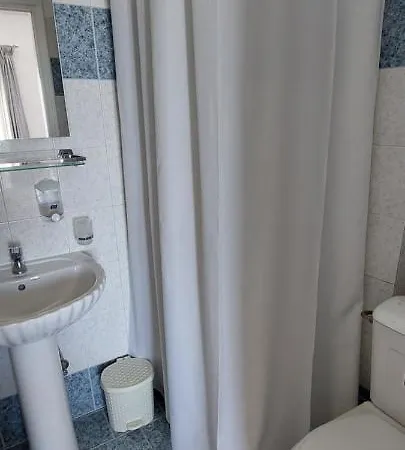 ゲストハウス Tania R