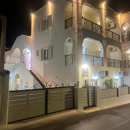 ゲストハウス Tania R フィロステファニ